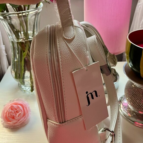 NWT Jessica Moore White Vegan Leather Mini Backpack - Picture 5 of 7